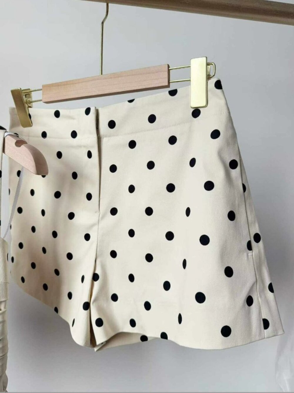 L'Academie Cream Polka Dot Crop Top and shorts set - Picture 9 of 10